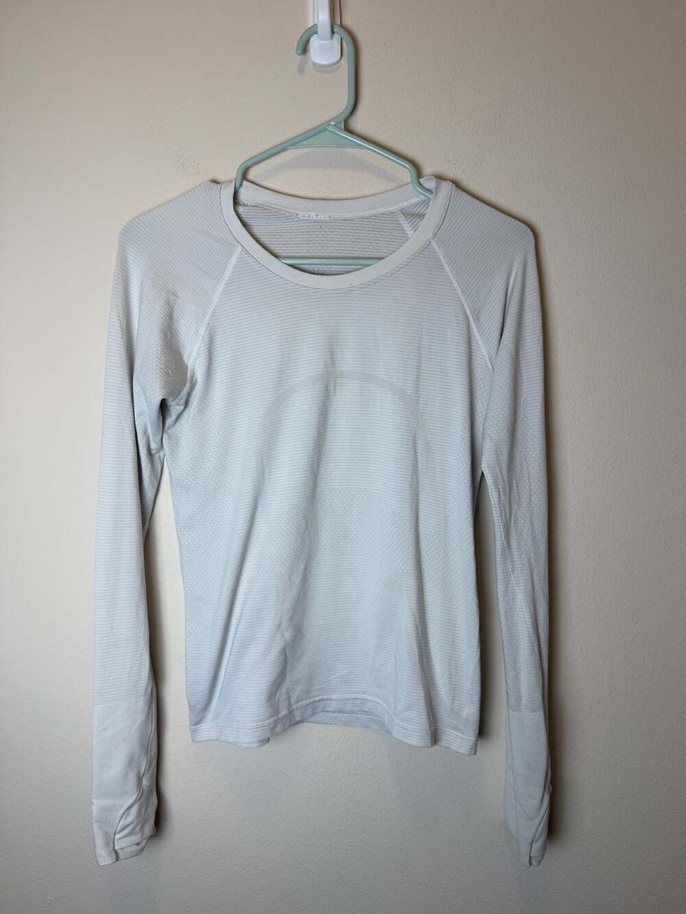 Lululemon Swiftly Tech Long Sleeve Shirt 2.0 White